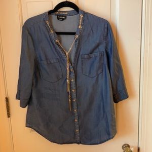 Denim Bebe top with silver chain